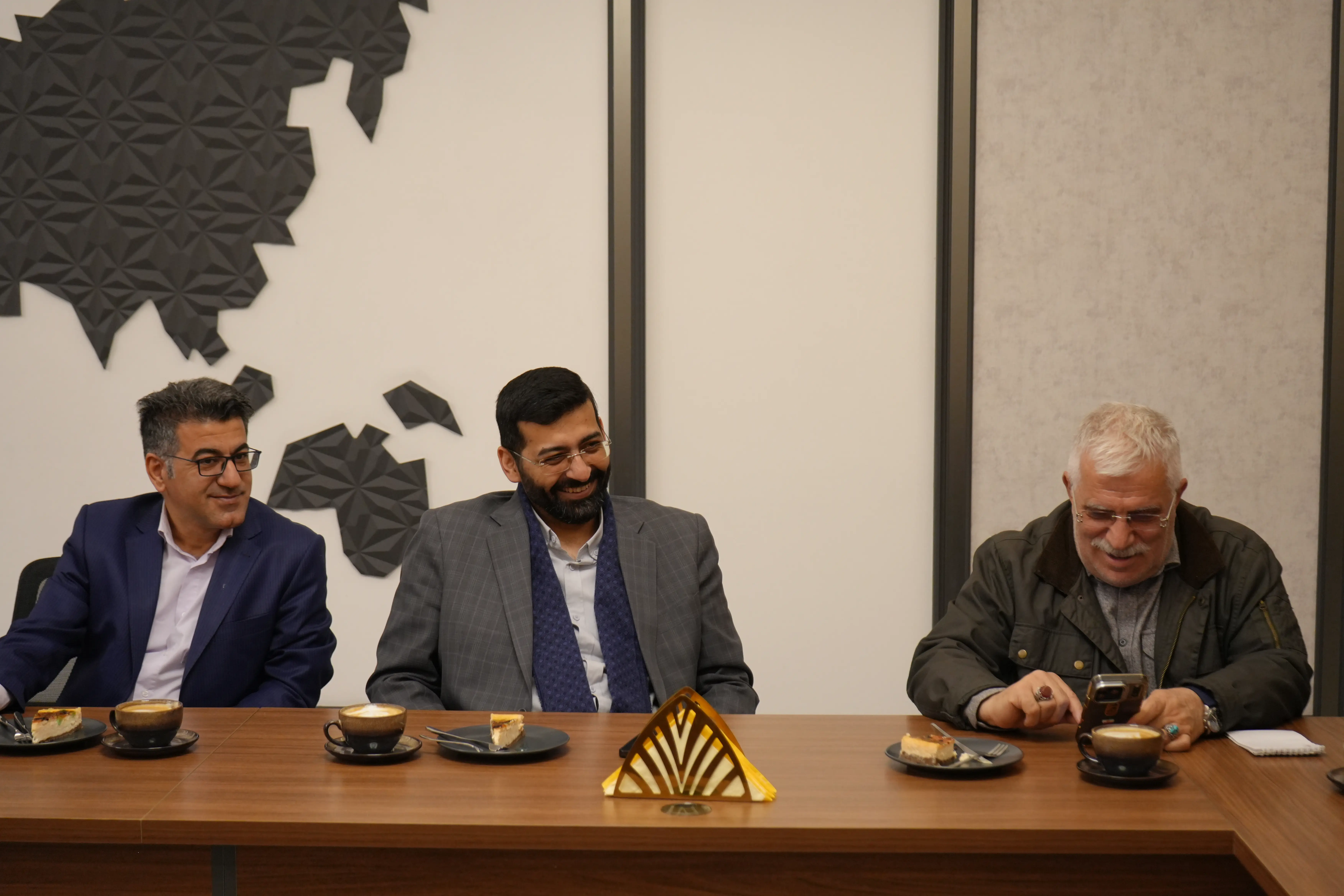 بازدید دکتر اسکویی رئیس پارک علم و فناوری آذربایجان شرقی